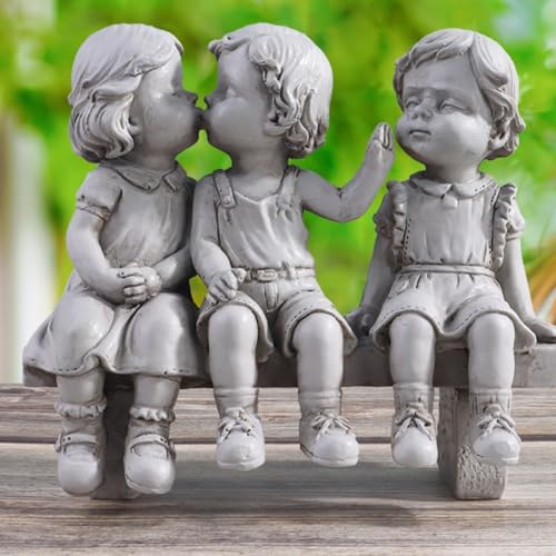 Puupaa Drei Kinder-Statue aus Kunstharz auf Bank für dekorative Platzierung im Freien, sichere Harz-Skulptur für Hof, Zuhause, Büros oder Gartenstandorte von Puupaa