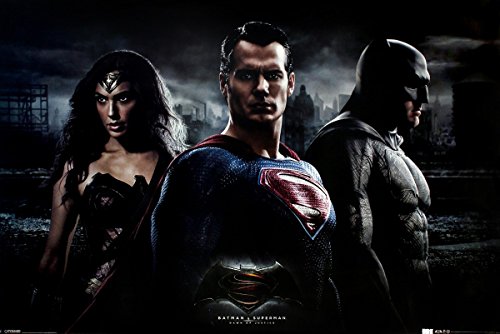 DC Comics Batman V Superman Trio Maxi-Poster, Holz, mehrfarbig von Pyramid International