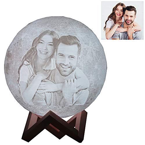 Q&K Personalisierte Fototext Benutzerdefinierte Mondlampe Nachtlicht 3D-Druck Wiederaufladbare Lampe LED Mondlicht Kinder Kinderzimmer dekorativ für Ehemann Mutter Sohn (18CM) - Weiß, Polyester von Q&K