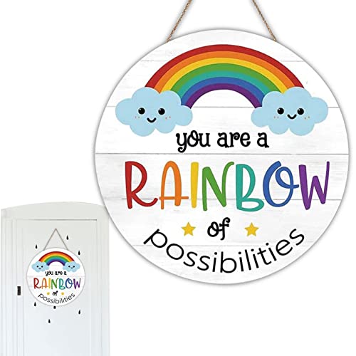 QARIDO Regenbogen-Türhänger | Willkommens-Türschild aus Holz - Art Wandschild You Are A Rainbow of Possibilities Rainbow 11.5in Dekorationen für Mädchenzimmer Klassenzimmer von QARIDO