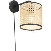 Landwandlampe schwarz mit Rattanschirm - Kata von QAZQA