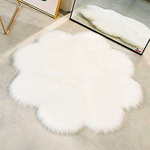 QINGLOU Faux Lammfell Schaffell Teppich (45 x 45 cm) Wohnzimmer Schlafzimmer Kinderzimmer/Als Faux Bett-Vorleger oder Matte für Stuhl Sofa (Weiß, 45 x 45cm) von QINGLOU