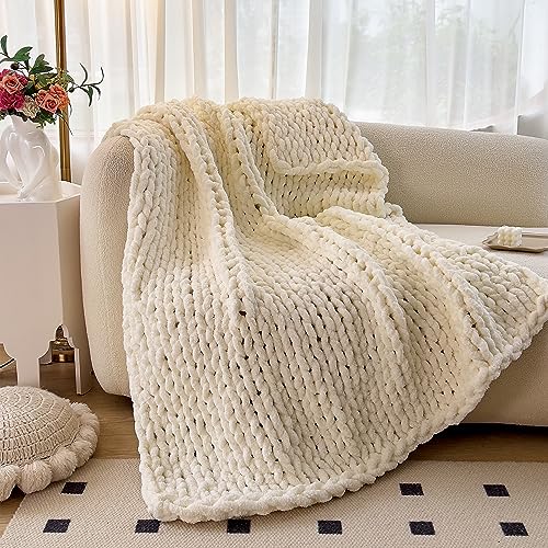 Cremeweiße ultraweiche Grobstrickdecke, Überwurf, 100 % handgefertigte Strickdecke, große Strickdecke für Bett, Chenille-Garn, Strickdecke, dicke Zopfstrick-Häkeldecke für Couch, Sofa, 127 x 152 cm von QINU KEONU