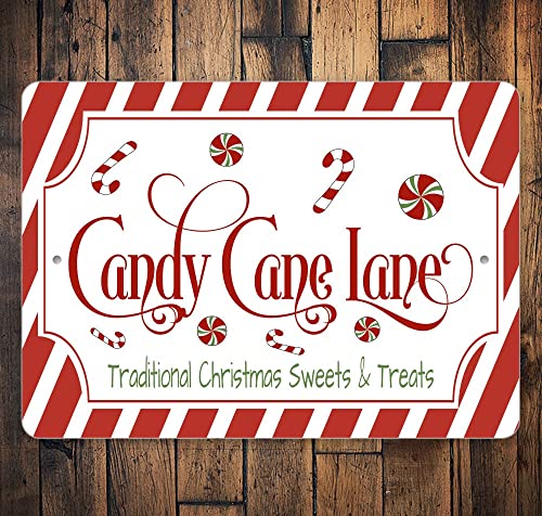 Candy Cane Lane Retro-Metall-Blechschild, traditionelle Weihnachtsbonbons und Leckereien, Wandkunst für Zuhause, Wohnzimmer, Außen- oder Innenbereich, Wanddekoration, Lollipop-Poster, 20.3x30.5 cm von QISPIOD