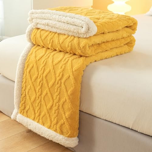 QOFLY Premium Sherpa Wohndecke Decke 150x200 cm Fleecedecke - Wohn- & Kuscheldecke - Wohndecke Flauschige Decken in Gelb Plüschdecke für Bett Sofa Wohnzimmer Cozy Blanket von QOFLY