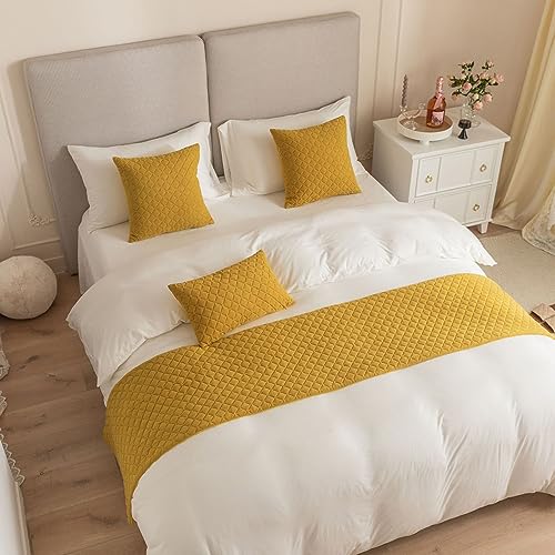 QRGMKL Einfarbiger Bettschal Tagesdecke mit einfachem Rautenmuster Bettläufer Super weicher Samtbettwäscheschutz für Hotelschlafzimmer Hochzeitszimmer-Yellow||2 Pillowcases(45X45cm) von QRGMKL