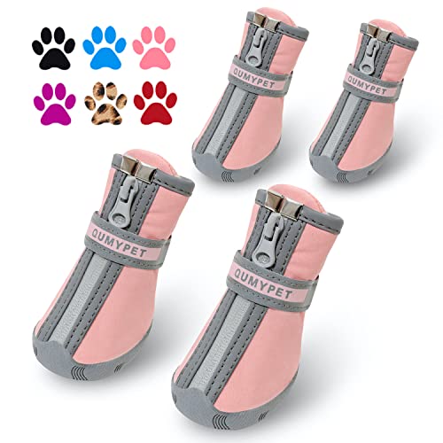 QUMY Kleine Hundestiefel, spritzwassergeschützt, Winter-Schneeschuhe für Welpen, Hunde, mit reflektierendem Streifen, weich, bequem, rutschfeste Gummisohle, Rosa, 4 Stück/Set von QUMY