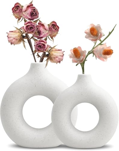 QUTHZZHY Weiße Donut Vase, Keramik Vase für Pampasgras, Moderne Home Decor, Nordic Ring Form Modern Deko, Boho Nordic Vasen, für Wohnzimmer,Flur,Hochzeit,Fenst (Weiß, L+M) von QUTHZZHY