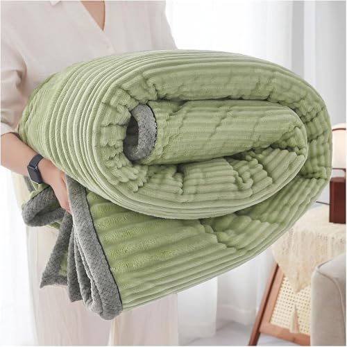 Überwurfdecke Super Weich GemüTlich Warm FlauSchig Flauschig Kaninchenfell Decke für Bett Sofa Solide Wendbar Lange und Flauschige Haardecke Geeignet für Herbst und Winter (Grün, 180 x 200 cm) von QZYGWCS