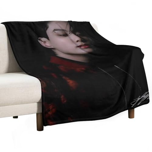QapLWczK Jungkook Posterdecke, Klimaanlagendecke, superweich, für Reisen, Outdoor, Flanelldecke, modisch, personalisiertes Geschenk, Büro, Sofa, Merch, 30 x 40 cm, Stil QapLWczK Jungkook Posterdecke, Klimaanlagendecke, superweich, für Reisen, Outdoor, Flanelldecke, modisch, personalisiertes Geschenk, Büro, Sofa, Merch, 30 x 40 cm, Stil von QapLWczK