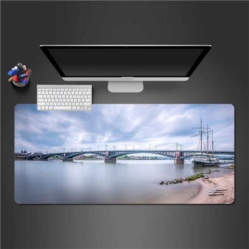 XXL Mauspad 900x400x3mm Gaming Mauspad Verlängertes Großes Schreibtischauflage mit Einer speziellen Oberfläche verbessert Geschwindigkeit und Präzision für PC Laptop (Brückenfluss) von QiHon