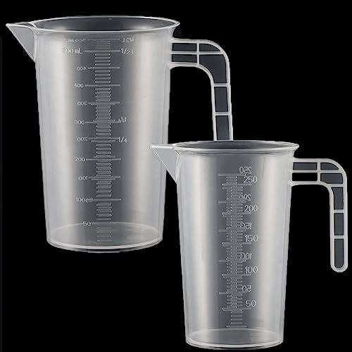 2 Stück Messbecher Kunststoff Set Mit Griff und Gramm Skala 250ml+500ml, Hitzebeständig Präzisions Messbecher für Waschmittel, Küche, Labor, die Autopflege feine Skala Lebensmittelecht(Transparent) von Qikaara
