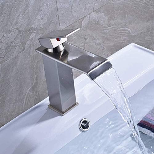 Küchenhacktack Küche Tap Wasserhahn Deck montiert Ein Hebel Quadrat Wasserfall Becken Eitelkeitsspüle Wasserhahn goldenes Messing Bad Toilettenspüle Mixer Taps von Qinshunxi