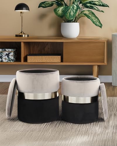 Qiyano Evelyn 2er Set Hocker mit Stauraum Hellgrau, Sitzhocker mit Integrierten Aufbewahrungsboxen, Vielseitig für Wohnzimmer, Schlafzimmer, Garderobe Qiyano Evelyn 2er Set Hocker mit Stauraum Hellgrau, Sitzhocker mit Integrierten Aufbewahrungsboxen, Vielseitig für Wohnzimmer, Schlafzimmer, Garderobe von Qiyano