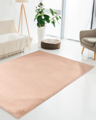 Qiyano Teppich Hochflor - Fellimitat, flauschig, weich, Soft, kuschelig, einfarbig, Pastell - Wohnzimmer, Schlafzimmer, Kinderzimmer, Büro - Farbe: Apricot, Größe: 200 x 290 cm von Qiyano