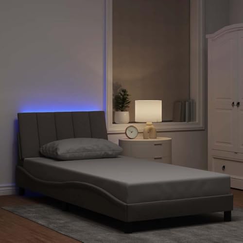 Qnhdfrt Bettgestell Hanko mit LED-Beleuchtung und Kopfteilkissen Taupe 100x200 cm Stoff Polyester Metall Sperrholz Modernes Design für Schlafzimmer Gästebett Qnhdfrt Bettgestell Hanko mit LED-Beleuchtung und Kopfteilkissen Taupe 100x200 cm Stoff Polyester Metall Sperrholz Modernes Design für Schlafzimmer Gästebett von Qnhdfrt