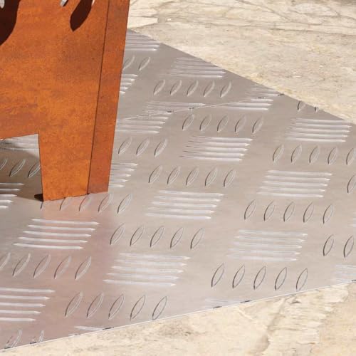 Qnhdfrt Metalltreppenstufen Set 2 Stück 40 x 80 cm rutschfeste Stufenmatten mit Diamantmuster Robuste Aluminium Riffelbleche für Innen und Außen Modernes Design von Qnhdfrt