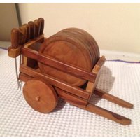 Seltene Holzachterbahn Und Cocktail Gabel Set Des Pferdes Warenkorb Design Ungewöhnliche Vintage Unberührten Seltene Holzachterbahn Und Cocktail Gabel Set Des Pferdes Warenkorb Design Ungewöhnliche Vintage Unberührten von QuailCuriosities