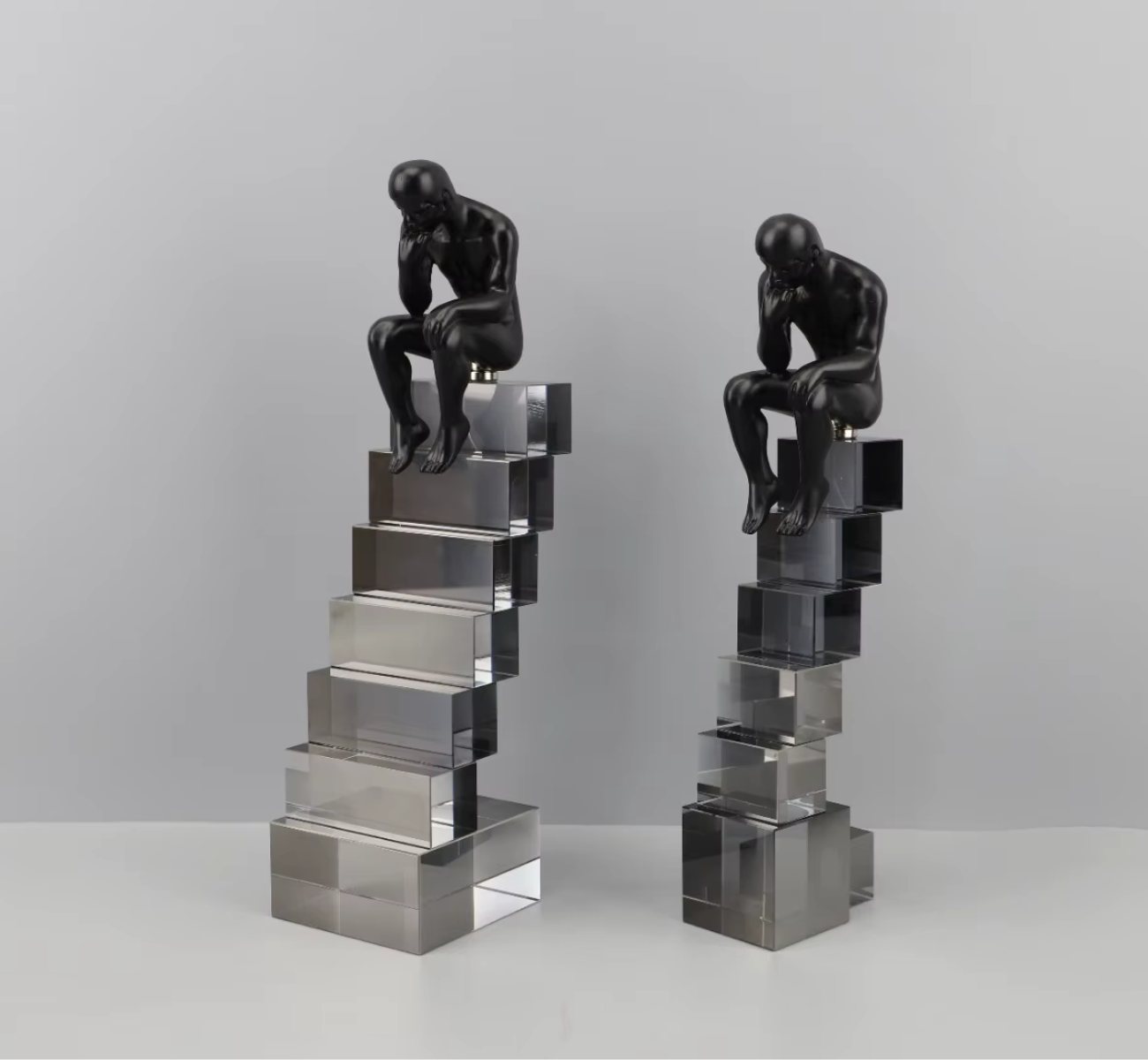 Quality Elegance Skulptur Designer-Dekoskulptur „Crystal Ladder Thinker“ – Meditierende Figur (1) von Quality Elegance