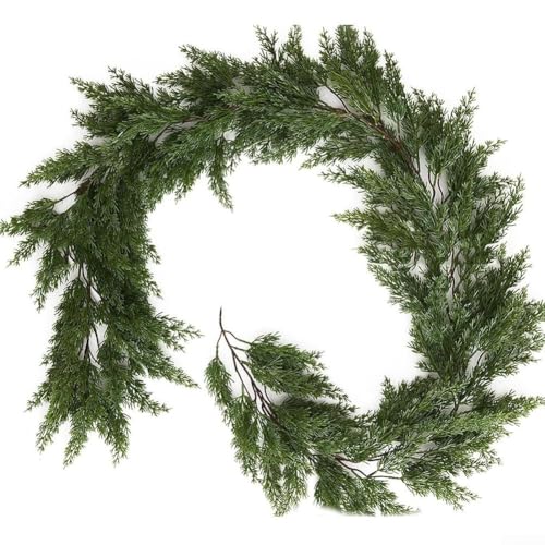 Qualoramall Künstliche realistische Zederngirlanden Weihnachtsgirlande Real Touch Kiefer Girlande Winter Kiefer Girlanden Ornament Weihnachtsdekoration für Kaminsims Xmas Kamin Fenster Indoor Outdoor von Qualoramall