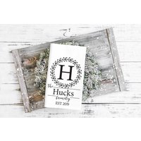 Monogramm Küchentuch, Geschirrtuch, Personalisierte Einweihungsparty Geschenk, Personalisiertes Neues Zuhause Urlaub Gastgeberin Geschenk von QueenCityBespoke
