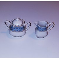 Vintage Churchill Set Aus Milchkännchen Und Zucker-Kaffee-Tee-Geschirr Hergestellt in England von QueenKshopCa