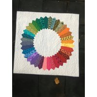 Regenbogen Patchworkdecke, Moderne Decke, Farbkreiseldecke, Ombredecke, Handgemachte Weihnachtsgeschenk von QuiltAndBeyond