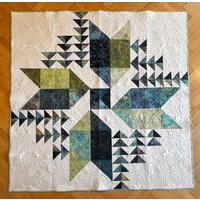 Patchwork-Quilt-Decke Große Windrose Aus Bali-Batik von QuiltManShop