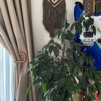 Handgefertigte Kupfer Vorhang Raffhalter Poliertes Finish, Massive Messing Halterung von QuirkHub