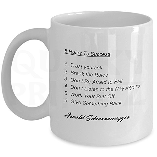 Acen Merchandise 6 règles du succès Arnold Schwarzenegger Mug avec coffret cadeau Inscription SK140, MUG331, Weiß Acen Merchandise 6 règles du succès Arnold Schwarzenegger Mug avec coffret cadeau Inscription SK140, MUG331, Weiß von Acen Merchandise
