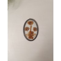 Vintage Getrocknete Blumen in Ovalen Glas Fenster Aufhänger/Sun Catcher von QuirkyAntiquesTom