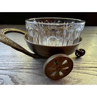 Messing Schubkarre Mit Glas Trinket Oder Süßigkeiten Teller Vintage Kitschy - K von QuirkyandCuriousShop