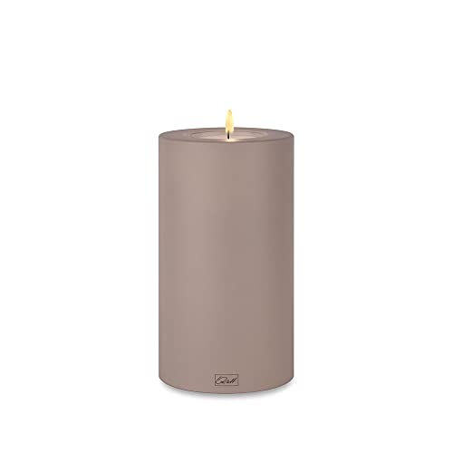 Qult Farluce Trend • Farbe Taupe • ∅ 10cm Höhe 18 cm • Teelichthalter in Kerzenform • Kunststoffkerze in Kerzenoptik • Mit Teelichteinsatz • inkl. 1 TLM16 Maxilight Teelicht (für ∅ 10 & 12 cm) von Qult