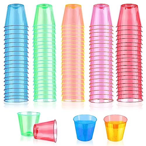 Plastik Schnapsgläser, 100 Stück 35ml Shotgläser, Partybecher, Kunststoff Bunt Schnapsgläser, Transparent Mehrweg Schnapsbecher für Partys, Geburtstage, Verkostung, Weihnachten, Verkostung Party von Qunkun