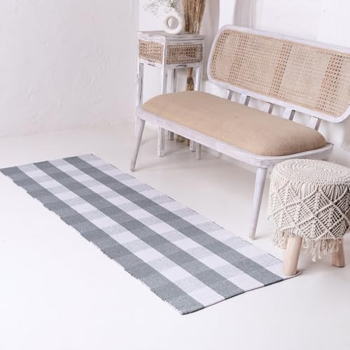 RAJRANG Baumwollkarschteppich 183 x 61 cm Vintage Bauernhaus Buffalo Plaid Eingangsmatten Tradewinds Grau und Weiß RAJRANG Baumwollkarschteppich 183 x 61 cm Vintage Bauernhaus Buffalo Plaid Eingangsmatten Tradewinds Grau und Weiß von RAJRANG BRINGING RAJASTHAN TO YOU