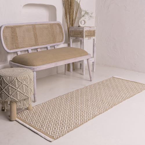 RAJRANG Baumwoll Runner Teppich183 x 61 cm Kandiertes Ingwer-Beige Geometrisches Muster Reversibler Teppich für Schlafzimmer Küche Eingangsflur Badezimmer RAJRANG Baumwoll Runner Teppich183 x 61 cm Kandiertes Ingwer-Beige Geometrisches Muster Reversibler Teppich für Schlafzimmer Küche Eingangsflur Badezimmer von RAJRANG BRINGING RAJASTHAN TO YOU