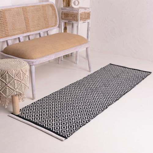 RAJRANG Schwarz Weiß -Läufer Teppich 183 x 61 cm Boho Reversible Baumwoll geometrische gewebte Teppich Küche Eingangshalle Teppich von RAJRANG BRINGING RAJASTHAN TO YOU