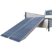Alu Laderampe 2.50m mit Gummiauflage 360mm, Ladehöhe 750mm - als Einzelstück - M120S/3/25RU Alu Laderampe 2.50m mit Gummiauflage 360mm, Ladehöhe 750mm - als Einzelstück - M120S/3/25RU von RAMPE DE CHARGEMENT - MATISERE