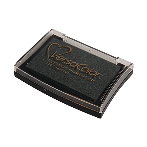 Rayher Hobby 29017570 Tsukineko Versa Color Pigment-Stempelkissen,charcoal (anthrazit), 9,6 x 6,3 x 1,8 cm, Tinte auf Wasserbasis Rayher Hobby 29017570 Tsukineko Versa Color Pigment-Stempelkissen,charcoal (anthrazit), 9,6 x 6,3 x 1,8 cm, Tinte auf Wasserbasis von Rayher