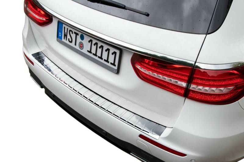 RECAMBO Ladekantenschutz für MERCEDES E-KLASSE S213 T-MODELL, ab 2016> Stoßstangenschutz, V2A rostfrei, Exklusive Optik, praktischer Schutz & perfekte Passform von RECAMBO