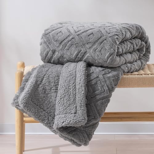 RECYCO Sherpa Decke Wohndecke Kuscheldecke Boho 127x152cm, Klein Weich Warm Flauschig Dick Winter Decke/Fleecedecke/Couch Wohnzimmerdecke/Sofadecke für Bett Sofa Couch Wohnzimmer, Grau von RECYCO