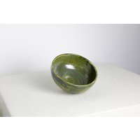 Handgefertigte Schale | Ø 14 cm Aus Keramik in Grün von RFeldmannEntwurf