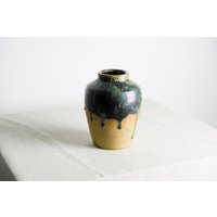 Handgefertigte Vase Aus Keramik | 15, 5 cm in Grau Und Beige Handgefertigte Vase Aus Keramik | 15, 5 cm in Grau Und Beige von RFeldmannEntwurf