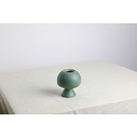 Handgefertigte Vase Aus Keramik | 7 cm in Blau-Grün Handgefertigte Vase Aus Keramik | 7 cm in Blau-Grün von RFeldmannEntwurf
