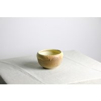Handgefertigter Blumentopf | Ø 12, 5 cm Aus Keramik in Weiß Und Beige von RFeldmannEntwurf