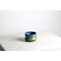 Handgefertigter Pflanztopf | Ø 9, 5 cm Aus Keramik in Blau Und Gelb von RFeldmannEntwurf