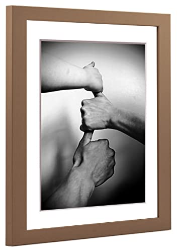 Bilderrahmen Alice mit Passepartout und Acrylglas I Farbe Bronze I Rahmen in 24x30 cm I Bildgröße 18x24 cm von RG24