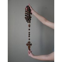 Alter Rosenkranz Aus Holz, Handgefertigter Xl-Rosenkranz, Religiöses Objekt, Großer Vintage-Rosenkranz von RGbyleonn