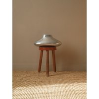 Vase Aus Aluminiumguss, Handgefertigtes Vintage-Objekt Im Retro-Design Der 70Er Jahre, Vintage-Weltraumzeitalter von RGbyleonn