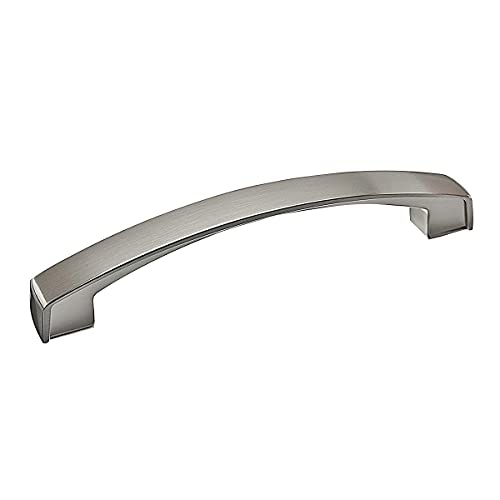 Richelieu BP8252128195 Boisbriand Collection 5 1/32 Zoll (128 mm) Mitte gebürstetes Nickel Übergangs-Schrankgriff von RICHELIEU